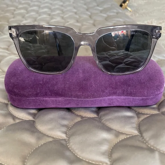 Prada | Accessories | Authentic Grey Acrylic Prada  display picture 3